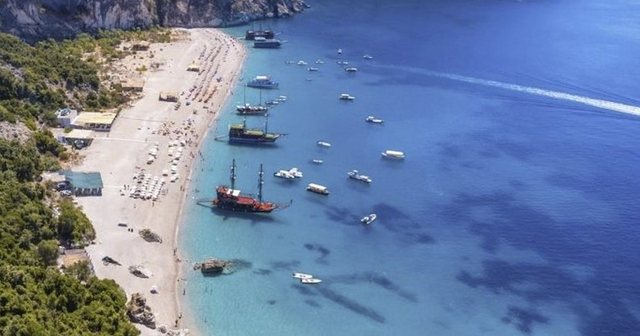 “Travel Off Path”: Pse Shqipëria po bëhet destinacioni