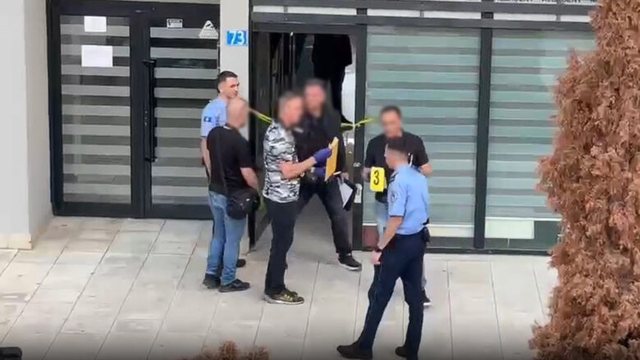 Gjendet i vdekur në Prishtinë një 34-vjeçar, me plagë
