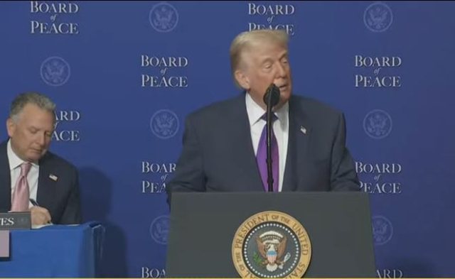 &ldquo;Ka edhe nga ata lider&euml; q&euml; b&euml;jn&euml; naze!&rdquo;- Trump