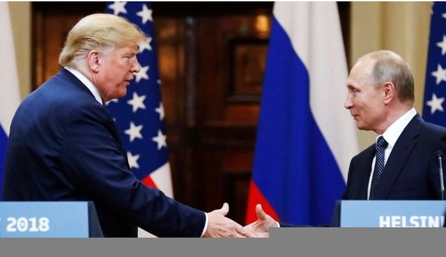 Putin dhe Trump shkëmbejnë përmes këshilltarëve mesazhe