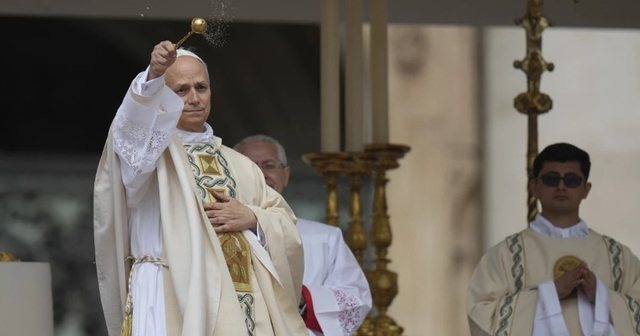 Në Vatikan zhvillohet mesha e inaugurimit të Papa Leo XIV, mijëra