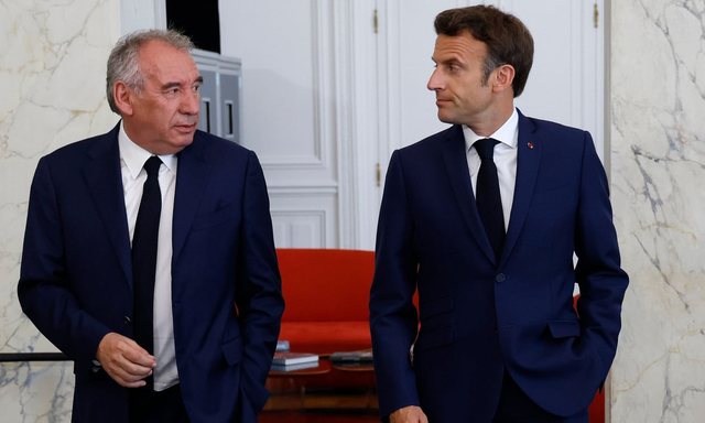 Krizë politike në Francë, shumica e francezëve duan