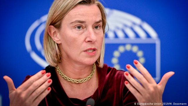 Arrested for tender abuses/ After release, Mogherini resigns as Rector of the