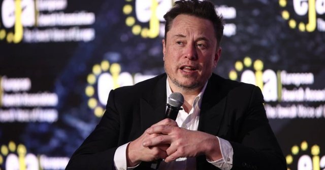 Elon Musk calls for the closure of Voice of America and Radio Free Europe: