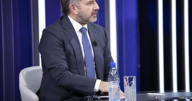 Bushati: Berisha has made a list of losers but with loyalists! Rama, masked