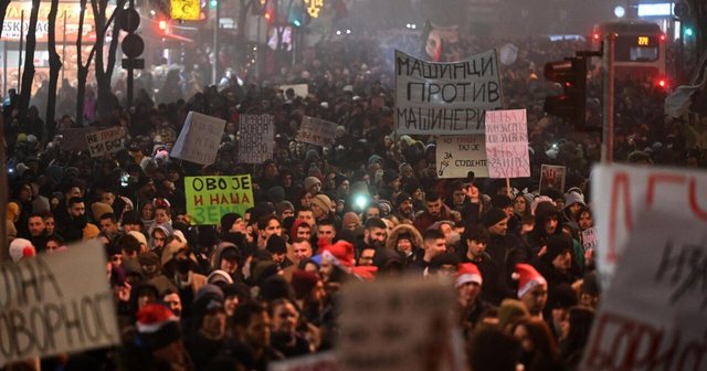 Bllokadat kundër Vuçiç vijojnë pa ndalim, studentët