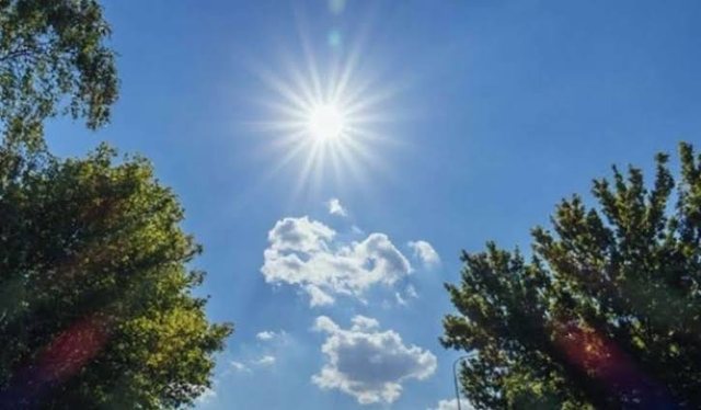 Vijojn&euml; temperaturat e larta/ Parashikimi i motit p&euml;r dit&euml;n e