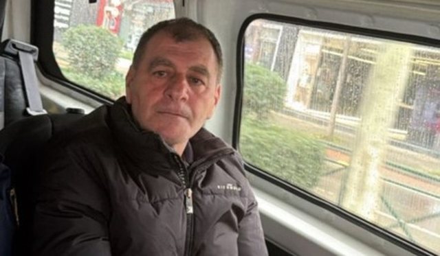 &ldquo;Kam borxhe&rdquo;/ D&euml;shtoi t&euml; grabiste bank&euml;n te