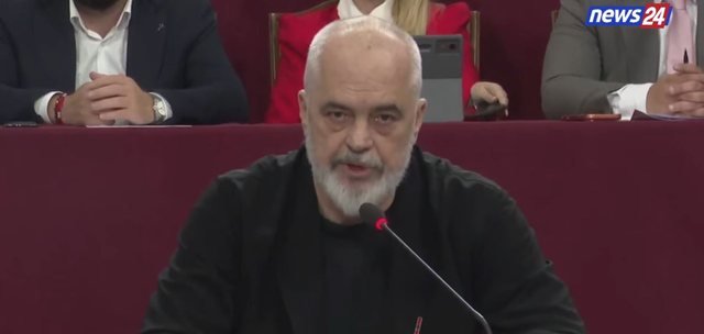 &ldquo;&Ccedil;&rsquo;m&euml; duhet karrigia?&rdquo;/ Rama p&euml;rmend p&euml;r