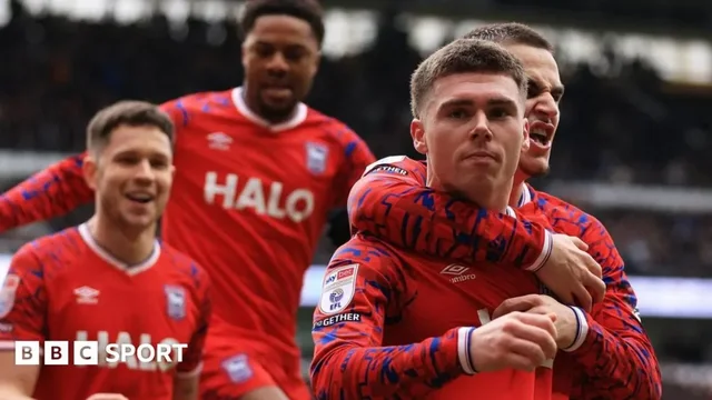 Shoku i skuadr&euml;s te Ipswich vler&euml;son Mehmetin: &Ccedil;far&euml;