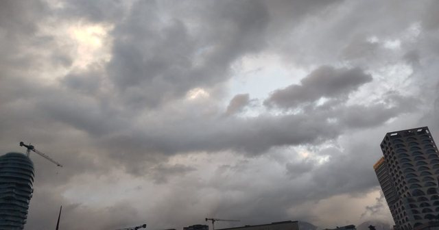 Parashikimi i motit p&euml;r dit&euml;n e sotme