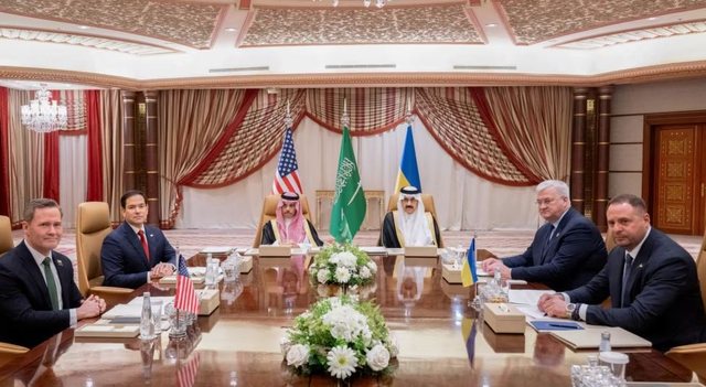 Meeting in Saudi Arabia, Waltz confirms progress in US-Ukraine talks