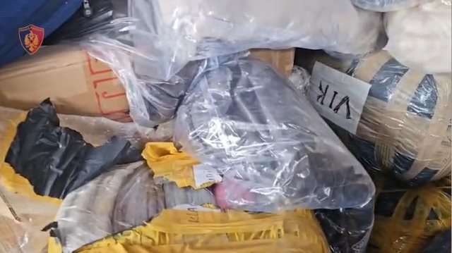 Kontrabandonin veshje nga Kina dhe nga Turqia, i magazinonin n&euml; Tiran&euml;