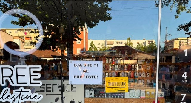 Bizneset ‘i v&euml;n&euml; ky&ccedil;in’ der&euml;s: Jemi