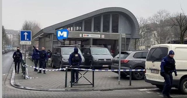 Të shtëna jashtë metrosë në Bruksel, ndërron