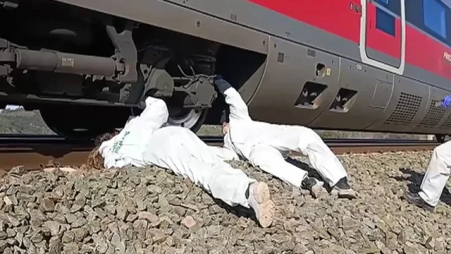 Tragic train collision in Spain kills 42