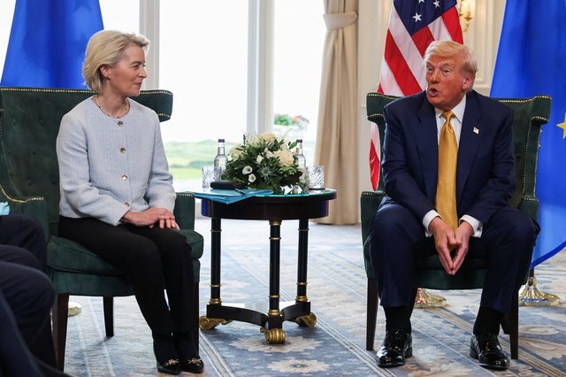 Bombardimet ruse në Kiev, Von der Leyen diskuton me Trump: Putin duhet