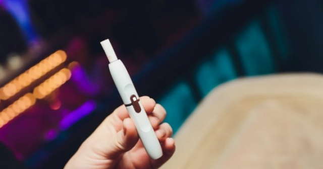 Pse gjithnj&euml; e m&euml; shum&euml; t&euml; rinj po p&euml;rdorin cigare