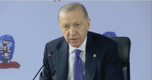 Erdogan mesazhe të forta nga Tirana: Kohë kritike për