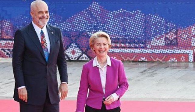 “Shqipëria i përket BE-së!”, Von der Leyen uron