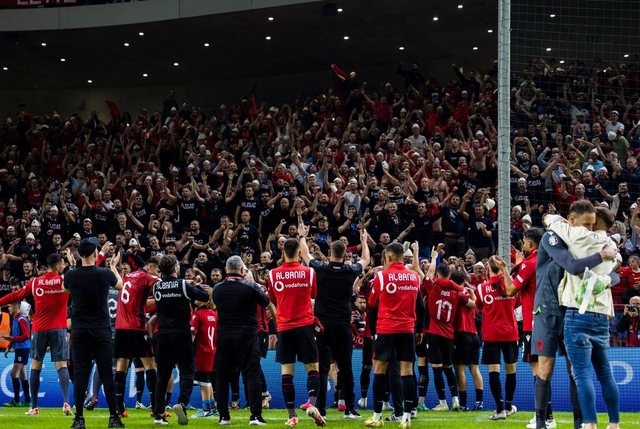 Wembley “flet” shqip, priten 20 mijë tifozë kuqezi