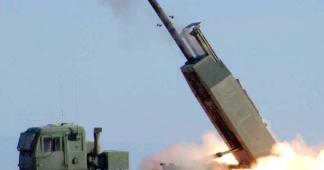 Estonia merr gjashtë raketa HIMARS nga SHBA