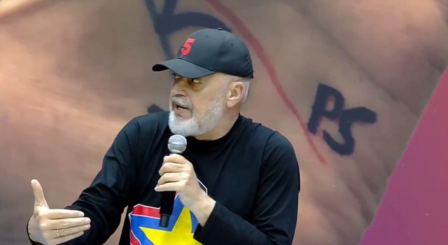 Pse bën mbledhje vetëm me gra e vajza? Rama: Burrat që e