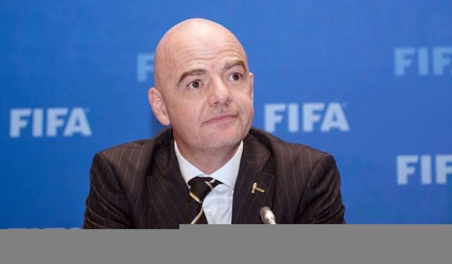 Presidenti i FIFA-s preferon eliminimin e Barcelonës, Infantino: Të