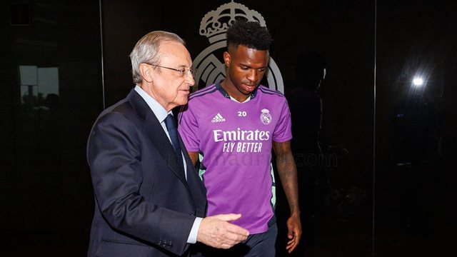 Real Madrid dhe Vinicius n&euml; dyshime, rinovimi i kontrat&euml;s me