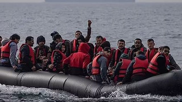 Rekord i ri kalimesh ilegale, 800 emigrant&euml; kalojn&euml; n&euml; Angli