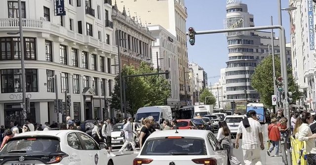 Spanjë/ Shpallet gjendja e emergjencës pas ndërprerjes masive