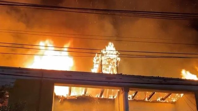 Zjarr në Kalanë e Elbasanit, merr flakë banesa