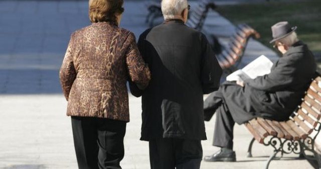 1 pensionist për çdo 3 persona në moshë pune, Eurostat: