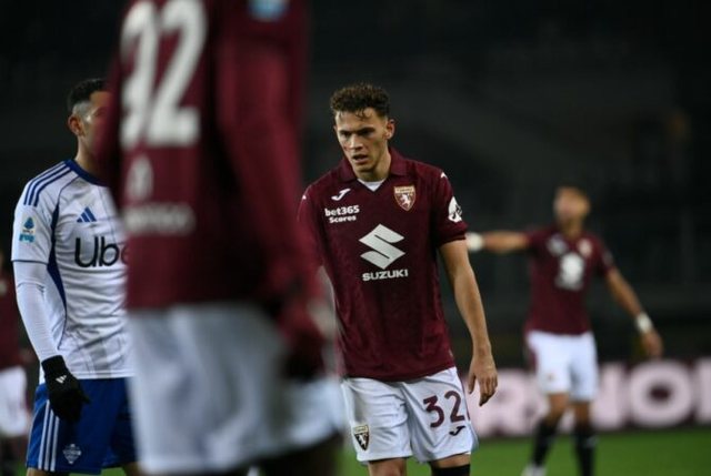 E papritur! Asllani largohet nga Seria A, merr rrug&euml;n drejt gjigandit turk