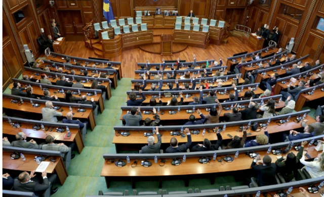 Kosovë/ Dështon edhe përpjekja e 17-të për konstituim