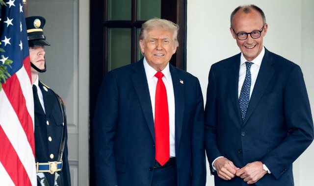 Merz ‘zbut’ tensionet diplomatike me Trump, i bën dhuratën