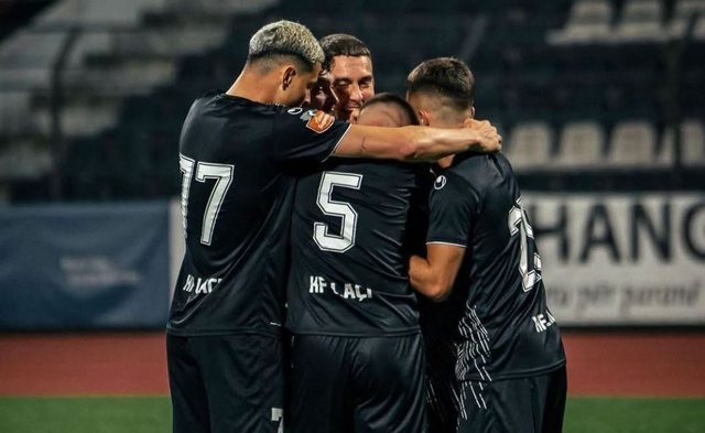 Java e 16-të e Kategorisë së Parë/ Laçi mposht