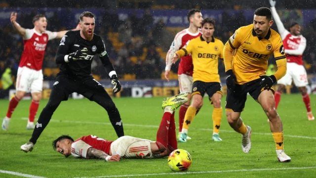 Calafiori “shkatërron” marshimin e Arsenalit, autogoli i tij