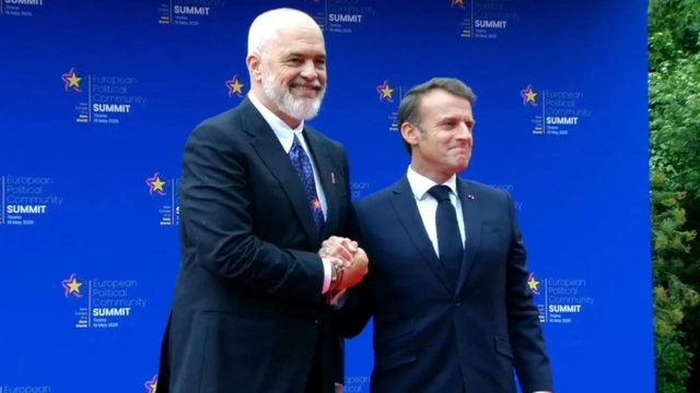 Kryeministri Edi Rama diskutime me Macron, pritet t&euml; takohen nes&euml;r