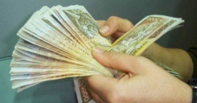 Ekonomia e ndikimit/ Si të rinjtë shqiptarë duan të