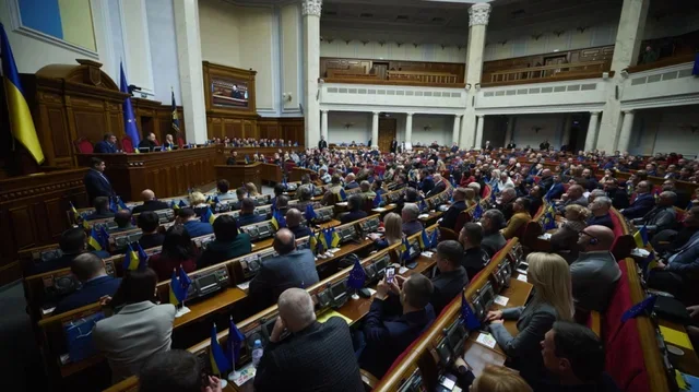 Parlamenti ukrainas ratifikon marrëveshjen e nënshkruar me