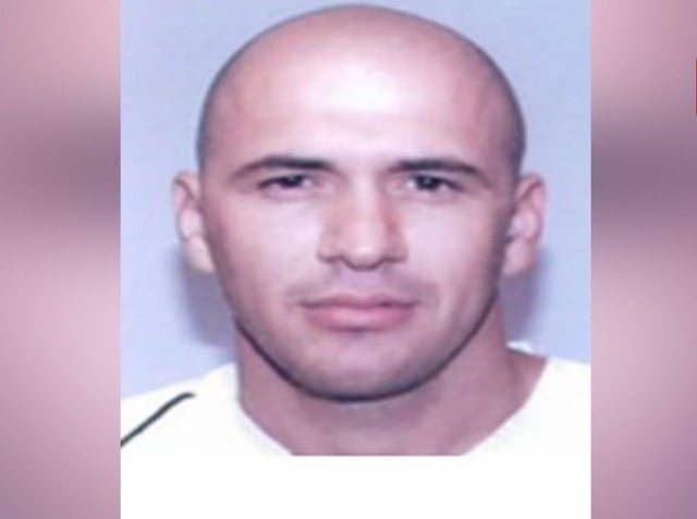 Fshehu plagosjen e t&euml; dashur&euml;s s&euml; nipit, kush &euml;sht&euml;