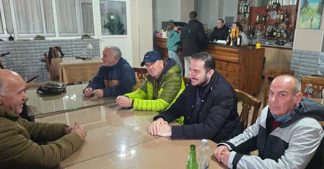 Salianji takim me demokrat&euml;t n&euml; Himar&euml;: Pa respekt p&euml;r