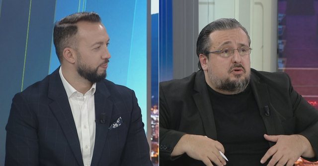 Gazetari Hitaj: Këshilltarët e grupit parlamentar të PD e marrin