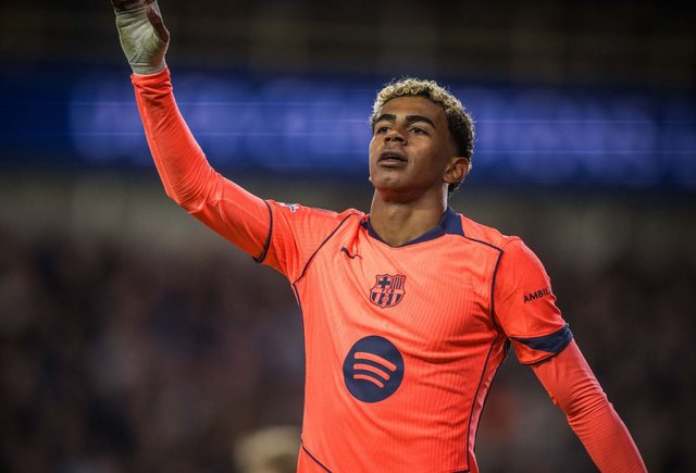 Vazhdon eksperimenti i Hansi Flik, Jamal do të jetë sërish si