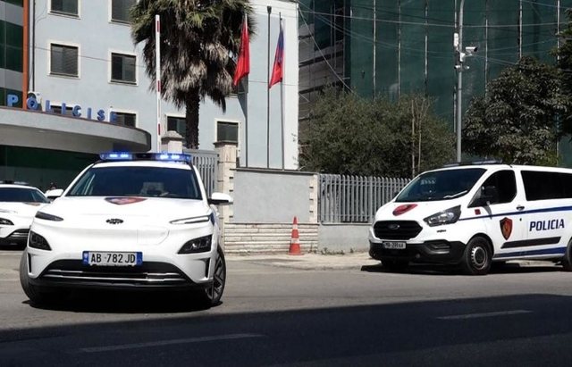 Akuzohen se vranë me armë 45-vjeçarin në Shijak në