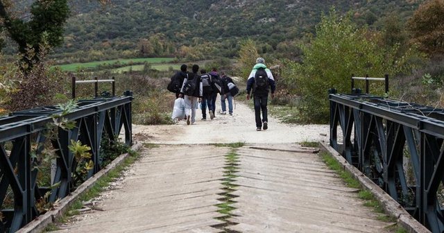 Si u shnd&euml;rrua Shqip&euml;ria n&euml; pik&euml; tranziti p&euml;r grupet e
