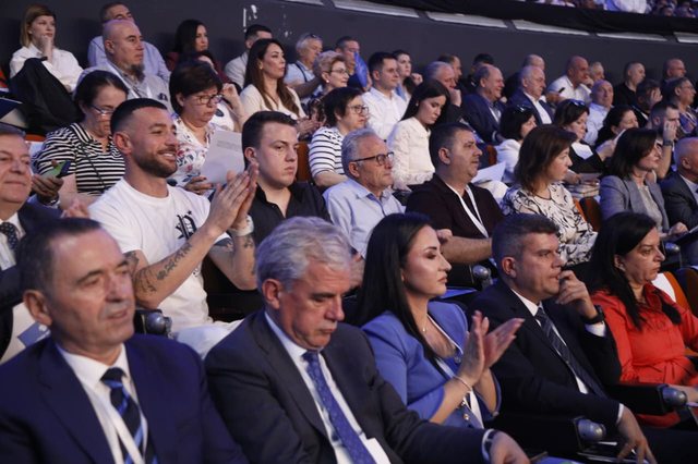 Nga Genc Pollo tek Stresi dhe vajza e Bujar Nishanit, zbulohen emrat e