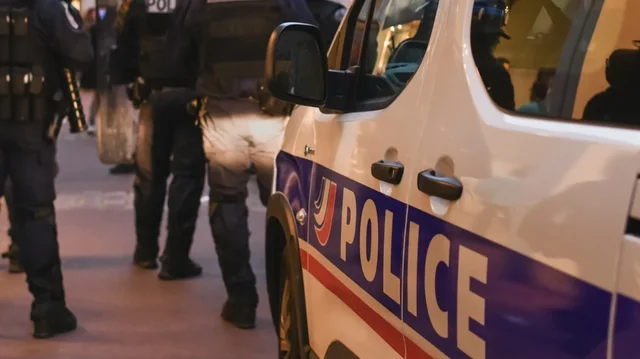 Rr&euml;mbyesit e ish-politikanes amerikane k&euml;rkojn&euml; 6 milion&euml;