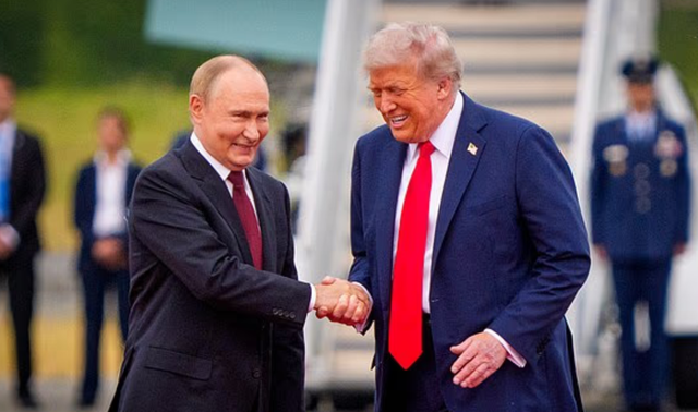 Pamja më neveritëse e diplomacisë, Trump mori një leksion